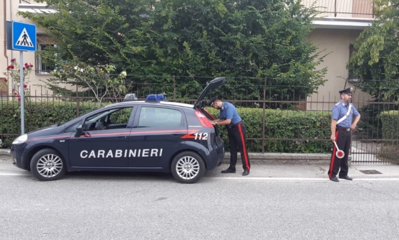 Atti persecutori nei confronti dei vicini: arrestati due coniugi